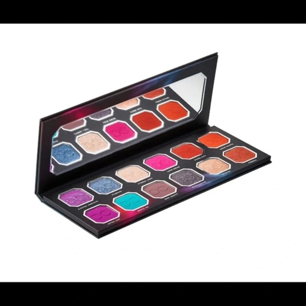 12 PC Dominic Cosmetics Celestial Thunder Palette